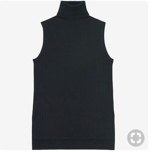 NWT Uniqlo Merino Blend Ribbed Turtleneck - Black